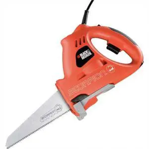 Best Chainsaw for Cutting Firewood in UK 1